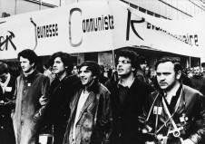 mourir a 30 ans 3 rudi dutschke et manifestants copyright mk2 smaller